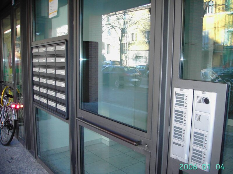 Cutii postale Italia si seifuri Austria, Germania,